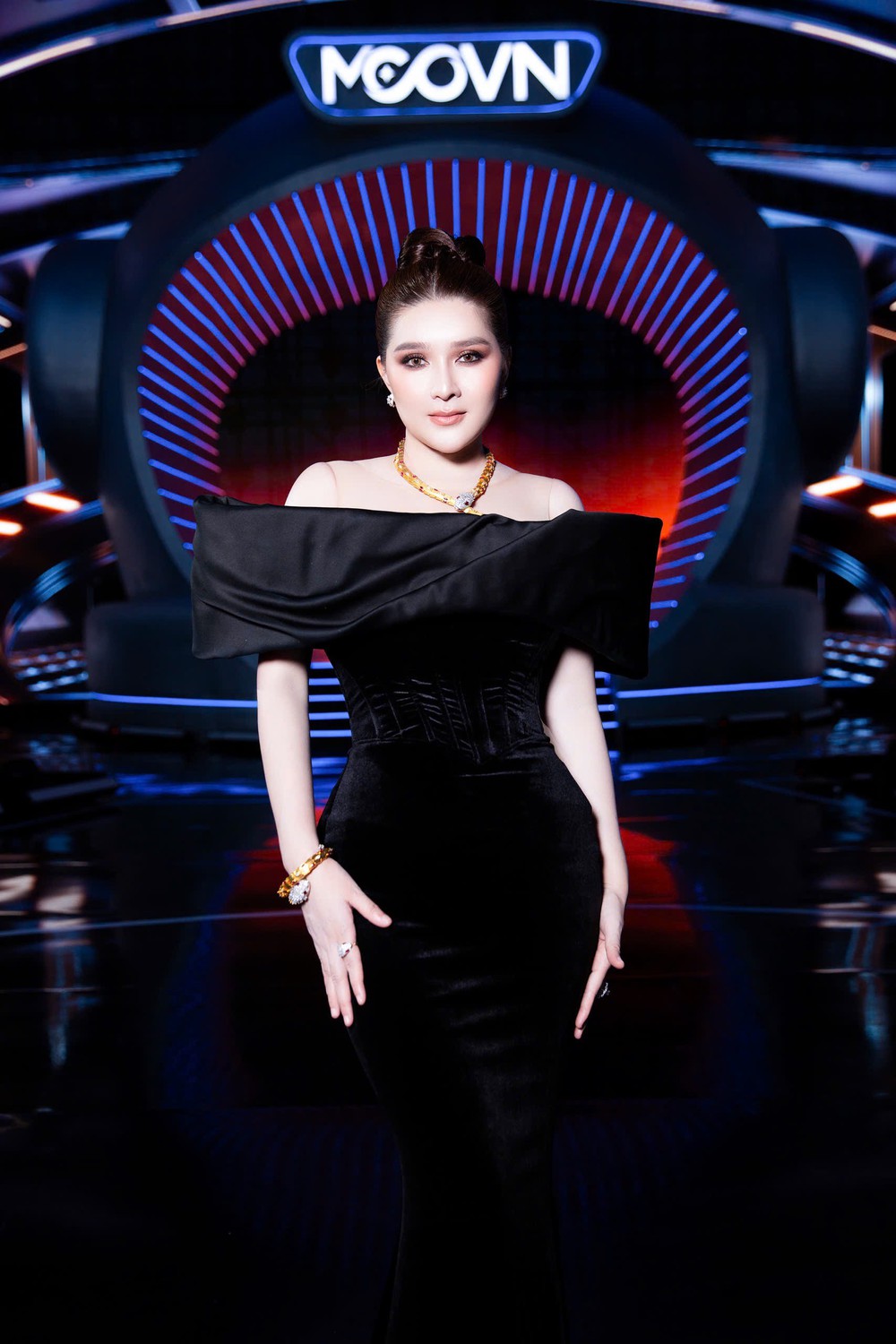Bác sĩ Phúc Ngân và dấu ấn trở lại với Miss Cosmo 2025 - Ảnh 5.