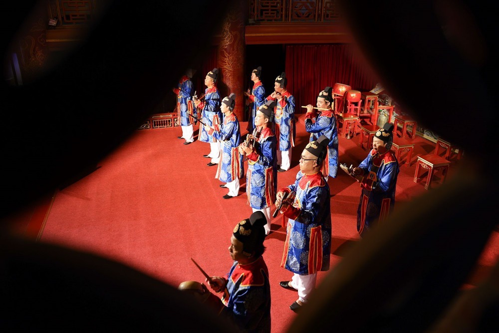Nhã nhạc cung đình Huế: Hồn di sản trong từng nhịp phách - Ảnh 11. Nhã nhạc cung đình Huế: Hồn di sản trong từng nhịp phách - Ảnh 11.
