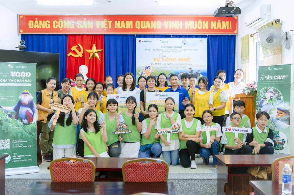 Chung tay bảo vệ Voọc chà vá chân nâu – báu vật Sơn Trà - Ảnh 2.