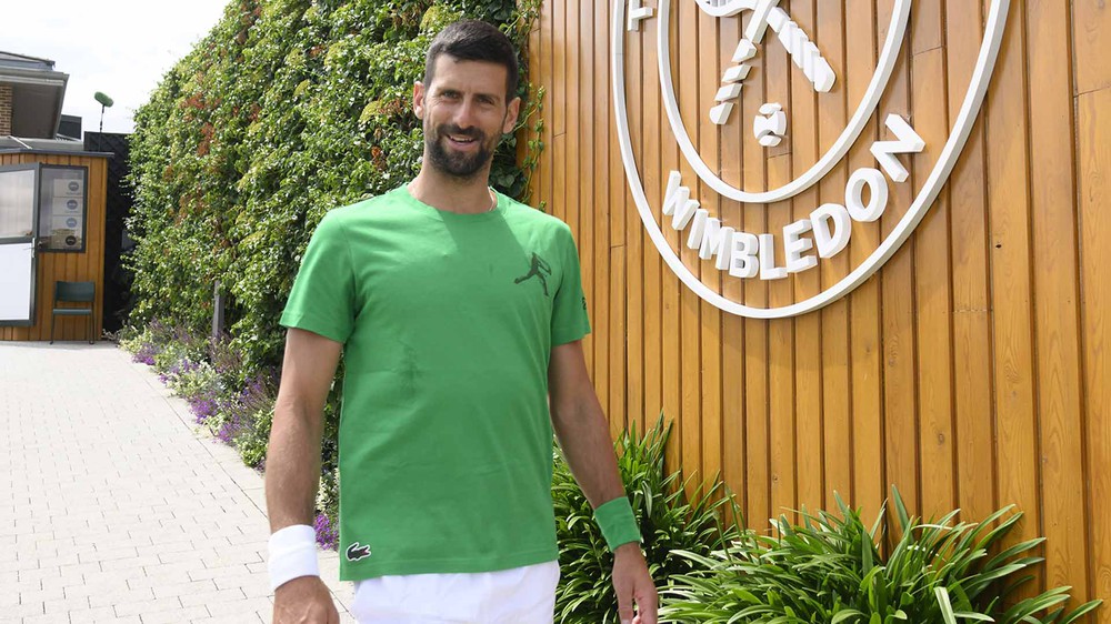 Novak Djokovic: Canh bạc cuối cùng trên thảm cỏ Wimbledon? - Ảnh 1.