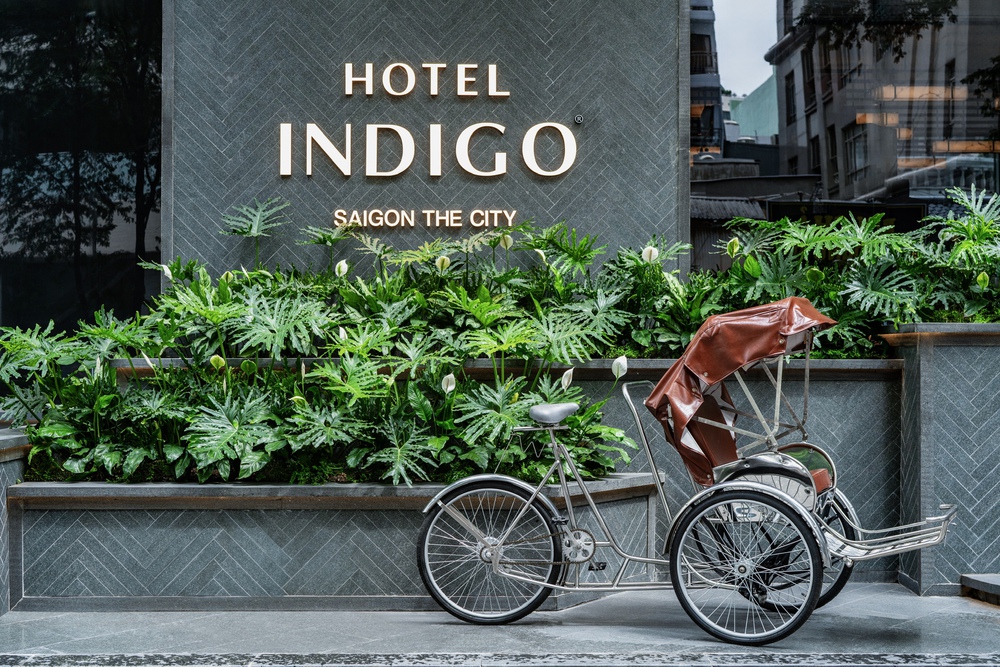 Cảm nhận nhịp sống hẻm Sài Gòn tại Hotel Indigo Saigon The City - Ảnh 1.