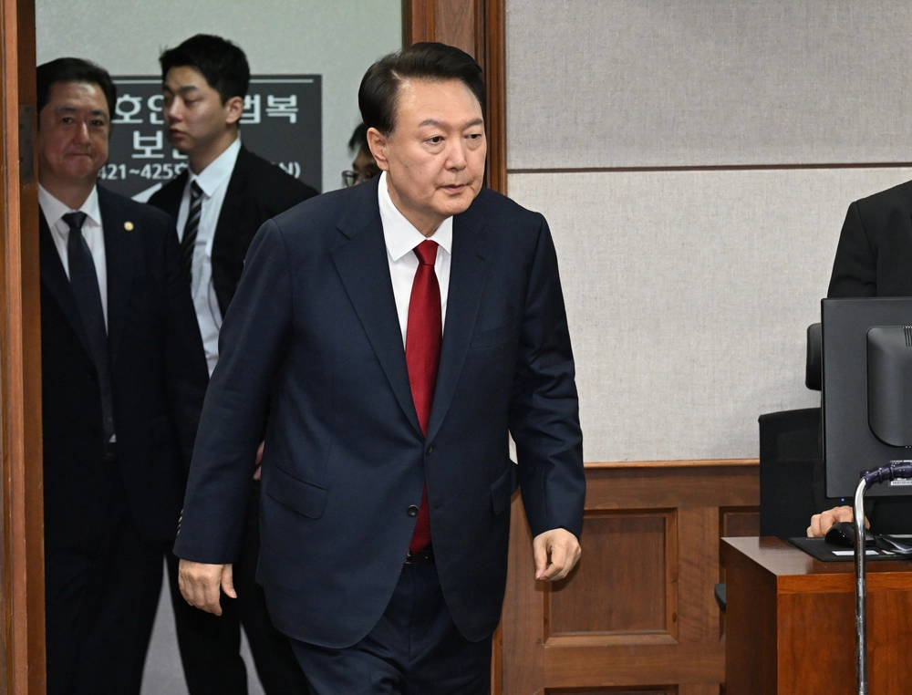Hàn Quốc: Công tố viên đặc biệt xin lệnh bắt giữ cựu Tổng thống Yoon Suk Yeol - Ảnh 1.