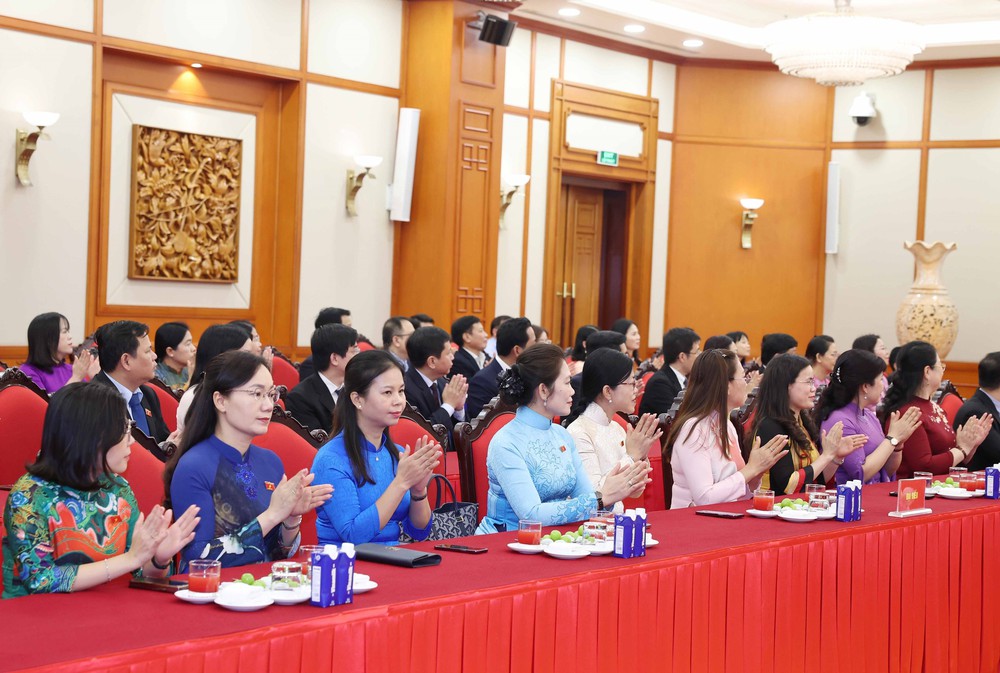 Tổng Bí thư Tô Lâm gặp mặt Nhóm đại biểu Quốc hội trẻ đang tham dự Kỳ họp thứ 9, Quốc hội khóa XV - Ảnh 4.