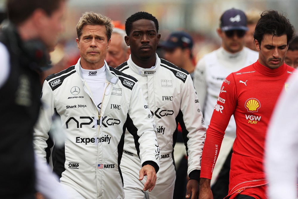 &quot;F1 the Movie&quot;: Đường đua kịch tính với Prad Pitt - Ảnh 1.