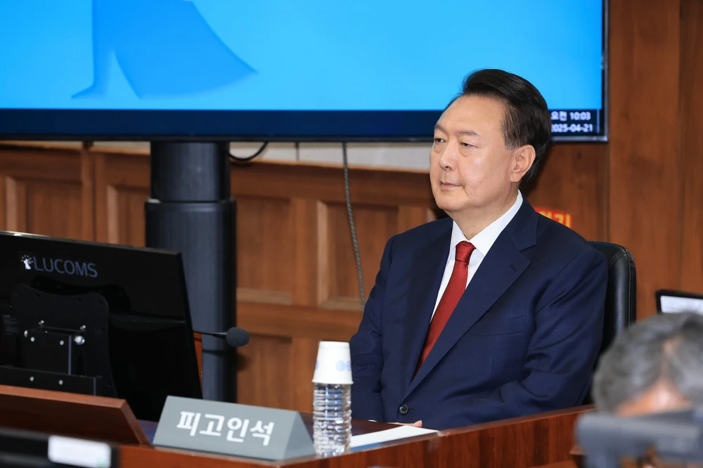 Hàn Quốc: Tòa án bác yêu cầu phát lệnh bắt cựu Tổng thống Yoon Suk Yeol - Ảnh 1.