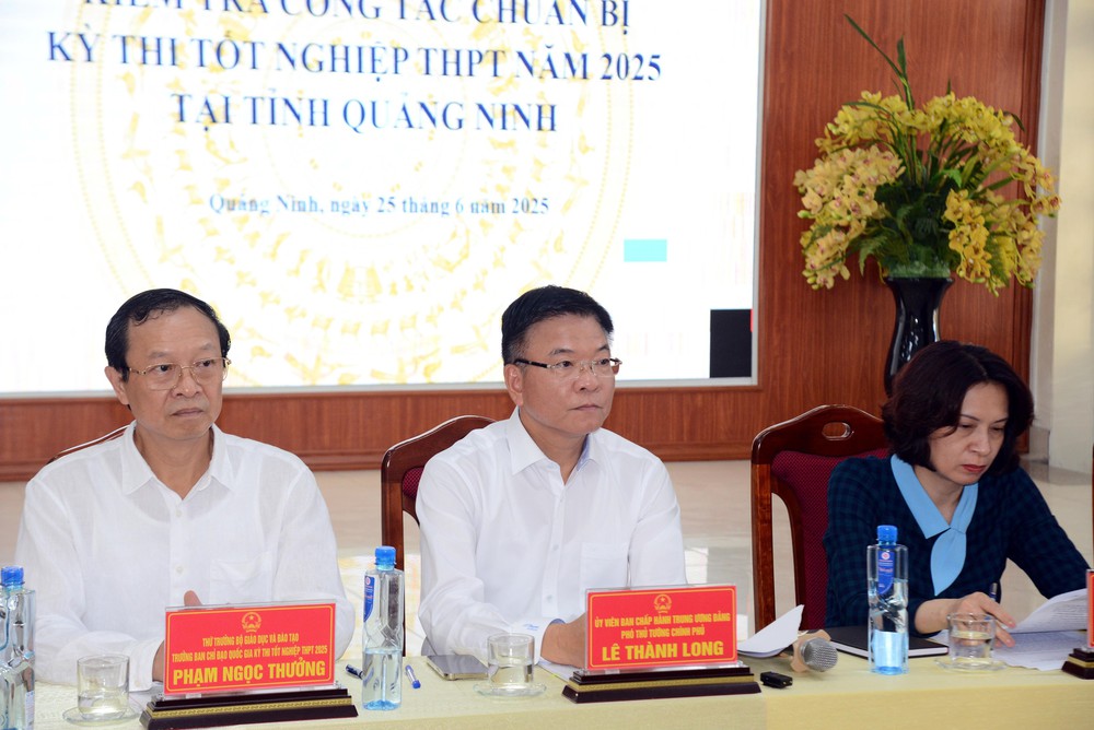 Kỳ thi tốt nghiệp THPT 2025: Phó Thủ tướng Lê Thành Long kiểm tra tại Quảng Ninh - Ảnh 1.