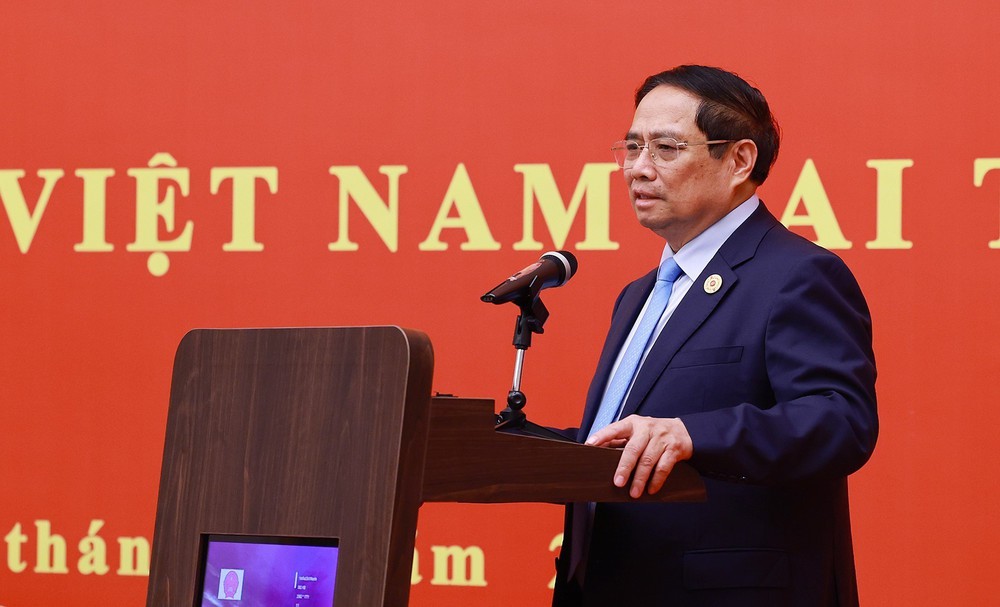 Thủ tướng Phạm Minh Chính gặp gỡ cộng đồng người Việt Nam tại Trung Quốc - Ảnh 2.