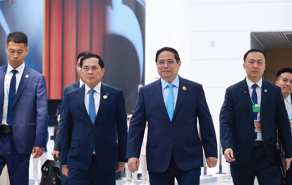 Thủ tướng tham dự Phiên khai mạc Hội nghị WEF 16 Thiên Tân 2025 - Ảnh 1.