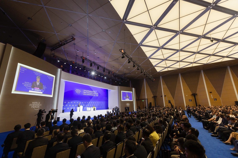 Thủ tướng tham dự Phiên khai mạc Hội nghị WEF 16 Thiên Tân 2025 - Ảnh 6.
