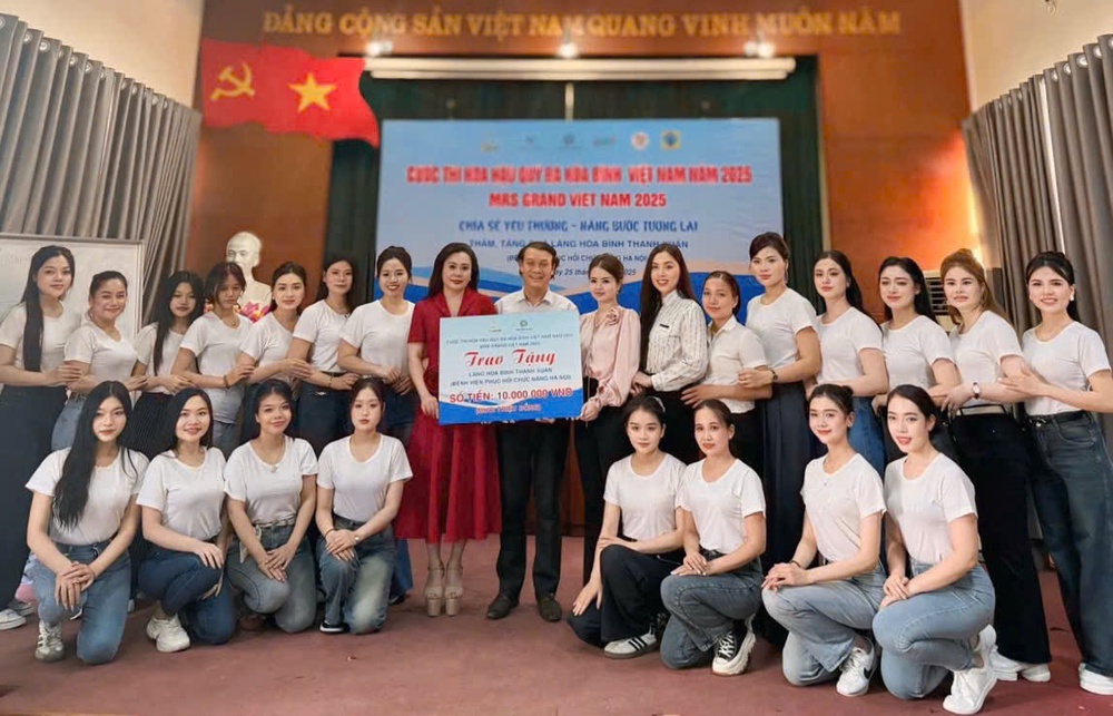 Hoa hậu Phan Kim Oanh cùng dàn người đẹp lan tỏa yêu thương trong hành trình thiện nguyện - Ảnh 3.