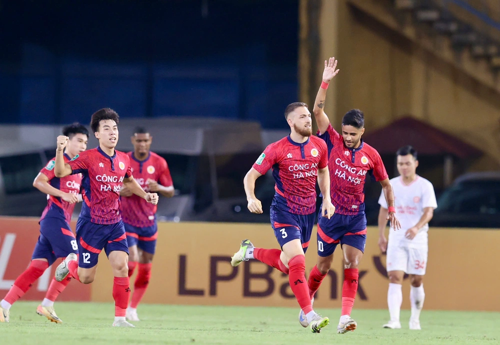 Bán kết Cúp QG 2024/25, CAHN – Thể Công Viettel 3-1: Phá dớp thành công, CAHN rộng đường vô địch - Ảnh 1.