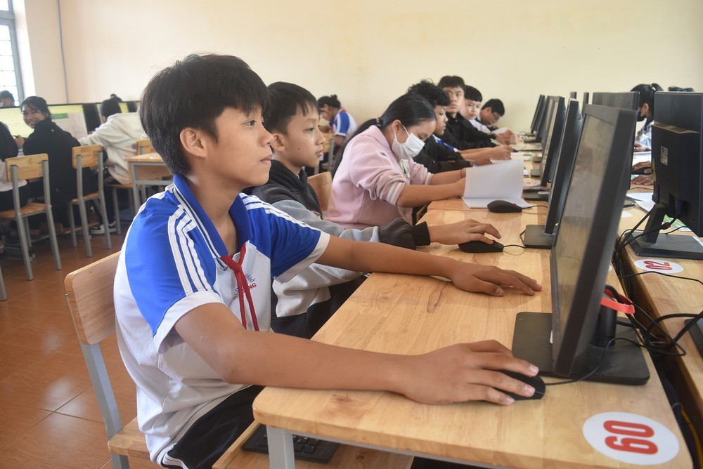 Kỳ họp thứ 9, Quốc hội khóa XV: Miễn, hỗ trợ học phí từ năm học 2025-2026 - Ảnh 3.
