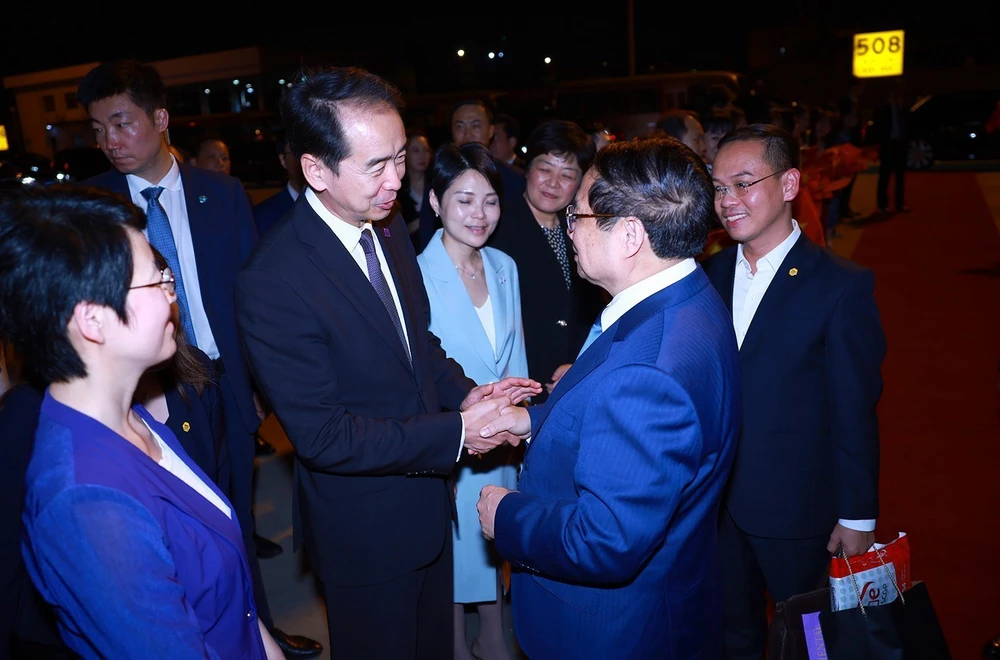 Thủ tướng Phạm Minh Chính kết thúc chuyến làm việc tại Trung Quốc - Ảnh 1.