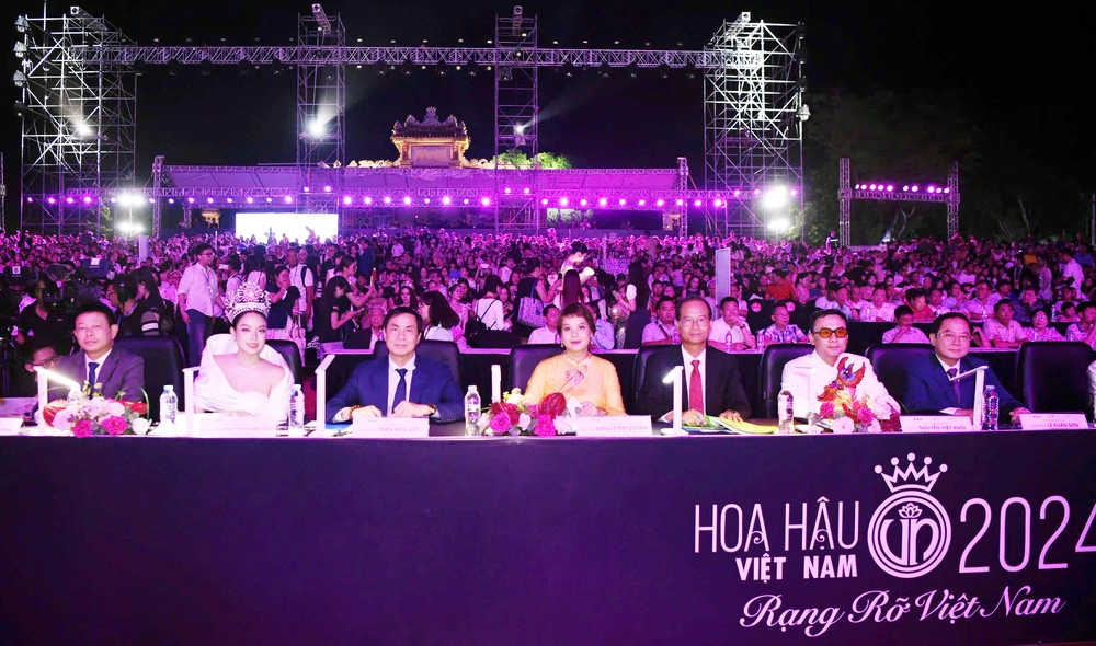 Hà Trúc Linh đăng quang Hoa hậu Việt Nam 2024 - Ảnh 18.