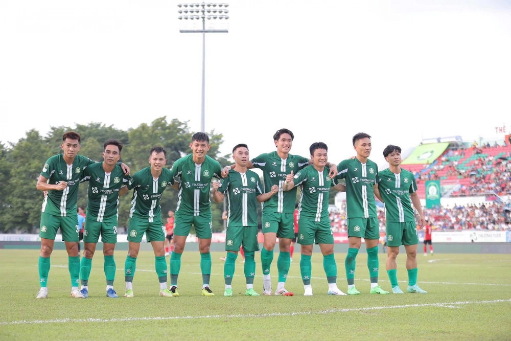 Bình Phước sẽ nhận thưởng kỷ lục nếu thăng hạng V-League mùa tới