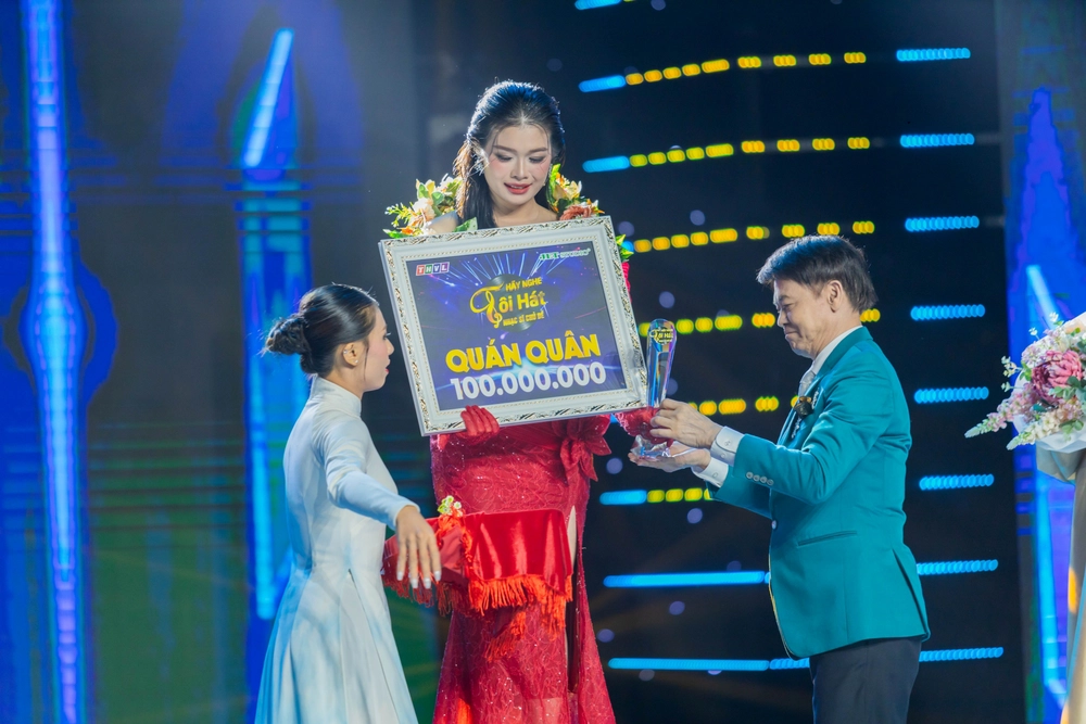 Trân Oanh lên ngôi quán quân Hãy Nghe Tôi Hát 2025 - Ảnh 2.
