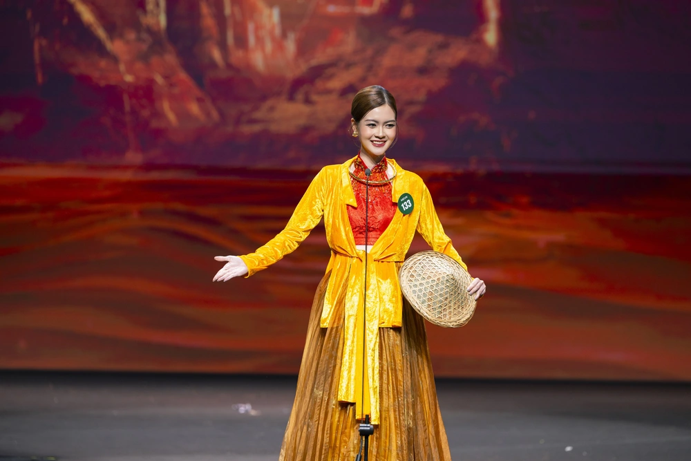 Miss Earth Vietnam 2025: Thảo Trang trân trọng thời khắc trên sân khấu - Ảnh 5.