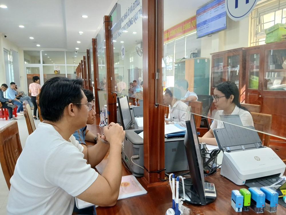 Kết luận số 171-KL/TW: Về tiếp tục triển khai, hoàn thành nhiệm vụ sắp xếp tổ chức bộ máy và đơn vị hành chính - Ảnh 2.