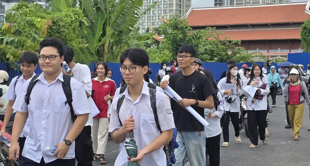 Kỳ thi tốt nghiệp THPT 2025: Có 41 thí sinh vi phạm quy chế bị đình chỉ thi - Ảnh 3.