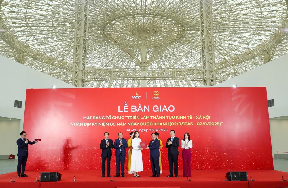Bàn giao mặt bằng Triển lãm Thành tựu kinh tế - xã hội Kỷ niệm 80 năm Ngày Quốc khánh - Ảnh 2.