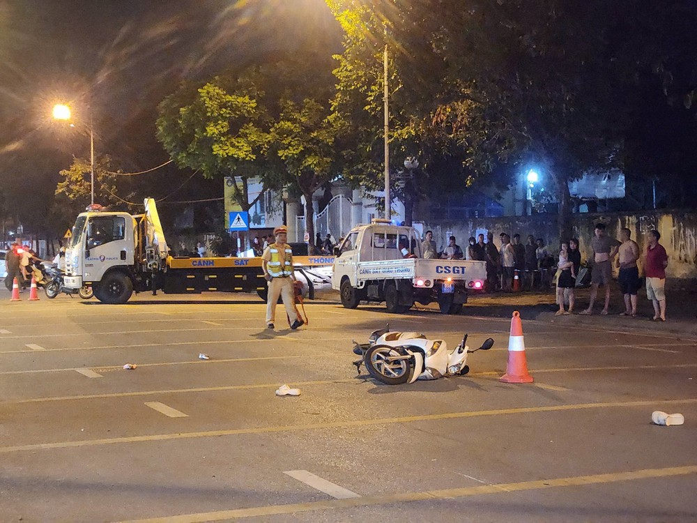 Ô tô tông loạt xe máy tại Bắc Ninh, 2 người bị thương - Ảnh 4.