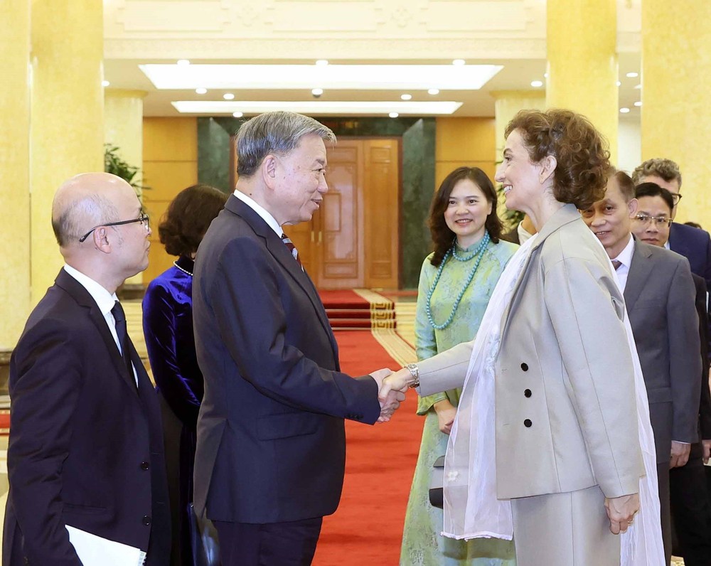 Tổng Bí thư Tô Lâm tiếp Tổng Giám đốc UNESCO - Ảnh 1.
