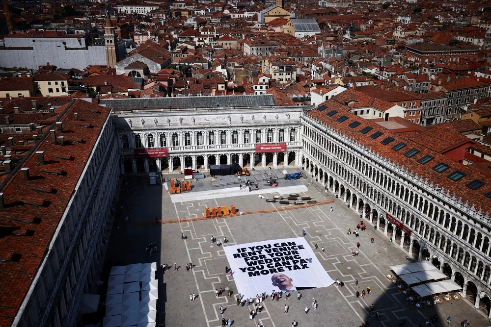 'Lợi ích vàng' cho du lịch Venice hậu đám cưới của tỷ phú Jeff Bezos - Ảnh 5. 'Lợi ích vàng' cho du lịch Venice hậu đám cưới của tỷ phú Jeff Bezos - Ảnh 5.