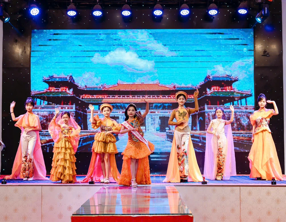 Diễn viên nhí Lê Ngọc Minh Giang dự thi Mini Miss Junior Idol World 2025 tại Thái Lan - Ảnh 2.