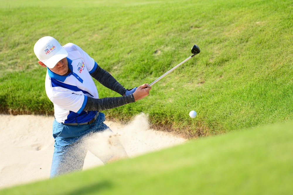 Lan tỏa yêu thương, kết nối cộng đồng qua Giải golf &quot;Tôi yêu Việt Nam&quot; - Ảnh 1.
