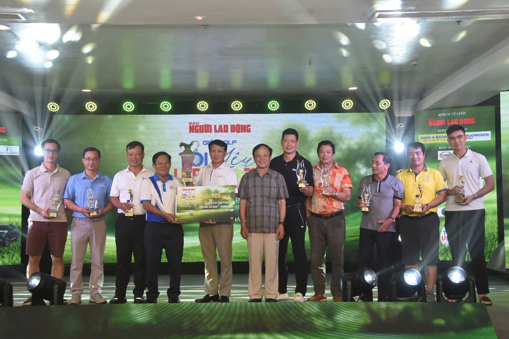 Lan tỏa yêu thương, kết nối cộng đồng qua Giải golf &quot;Tôi yêu Việt Nam&quot; - Ảnh 2.
