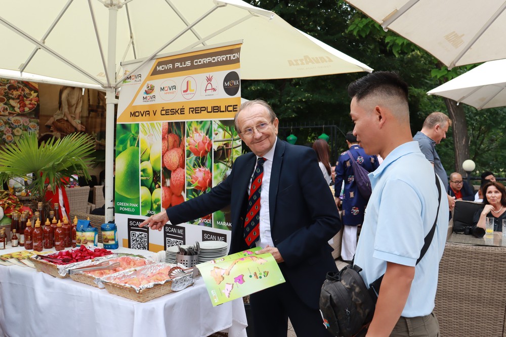 Đưa du lịch Việt Nam gần hơn với người Séc - Ảnh 3. Đưa du lịch Việt Nam gần hơn với người Séc - Ảnh 3.