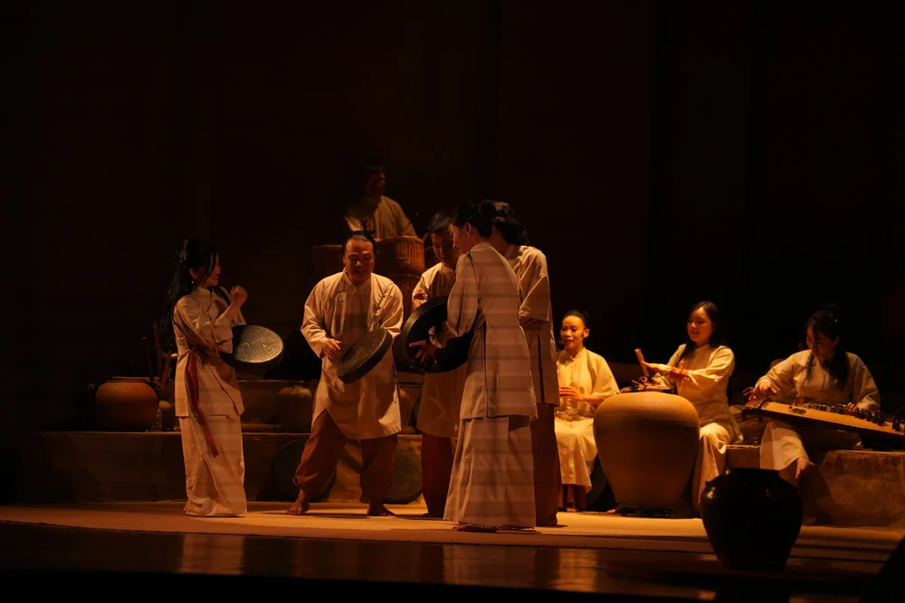 3-xuoi-dong-1751197187731610730765.jpg