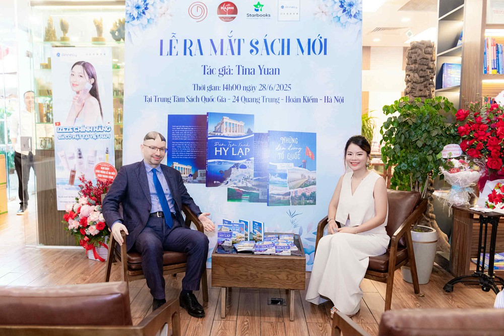 Tina Yuan