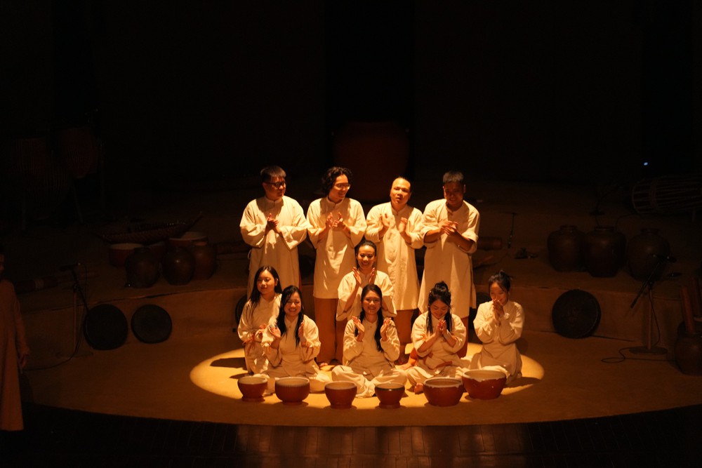 nhom-nghe-si-ket-thuc-175119791920043856925.jpg