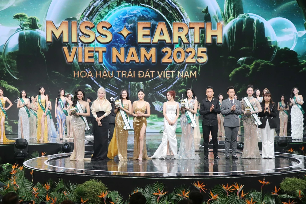 Người đẹp Ngô Thị Trâm Anh đăng quang Hoa hậu Trái đất Việt Nam 2025 - Ảnh 4.