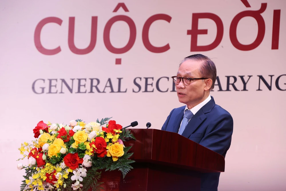 Tổng Bí thư Tô Lâm dự khai mạc Triển lãm “Tổng Bí thư Nguyễn Văn Linh - Cuộc đời và sự nghiệp” - Ảnh 3.