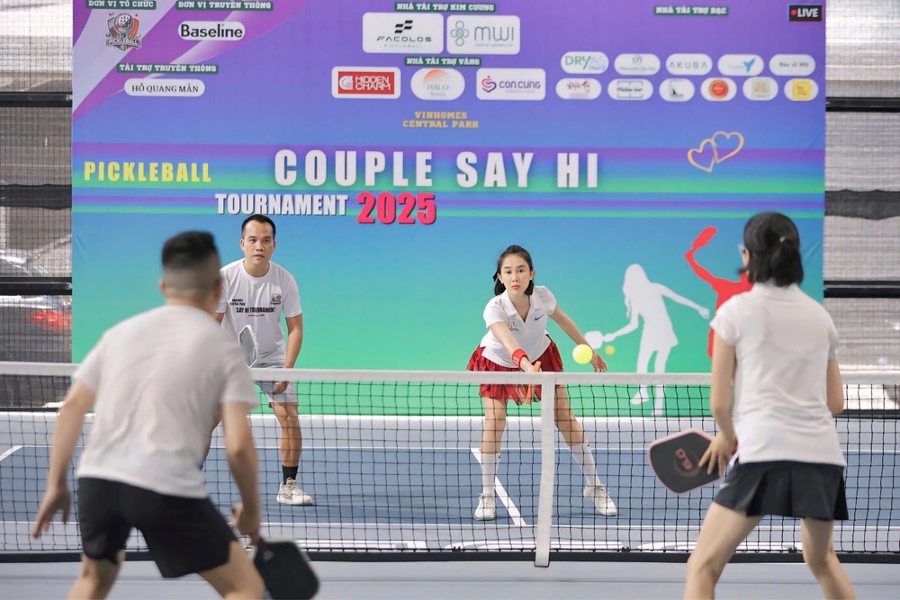 Giải đấu Say Hi Couple Pickleball: Nơi lan tỏa tình yêu và năng lượng tích cực - Ảnh 2.