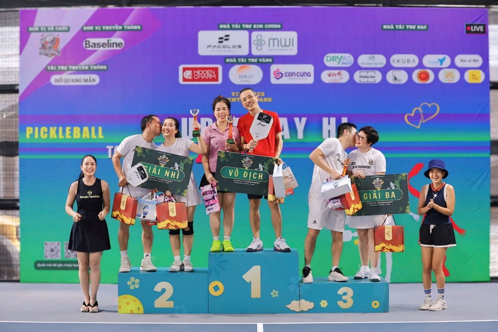 Giải đấu Say Hi Couple Pickleball: Nơi lan tỏa tình yêu và năng lượng tích cực - Ảnh 4.