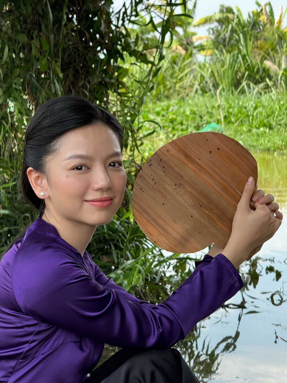 Lê Hạ Anh được khán giả yêu thích sau đóng &quot;Chiếc vòng ngọc bích&quot; - Ảnh 2.