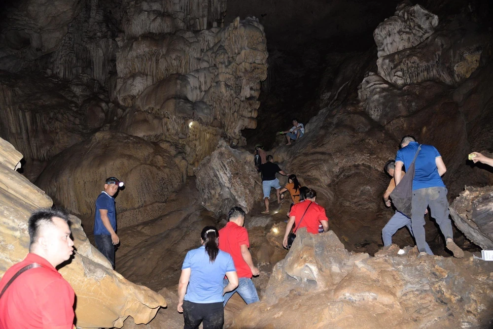 Công viên địa chất Lạng Sơn được công nhận là Công viên địa chất toàn cầu UNESCO - Ảnh 3.