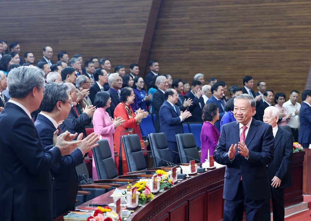 Tổng Bí thư Tô Lâm: &quot;Sắp xếp lại giang sơn” là bước đi lịch sử, đánh dấu giai đoạn phát triển mới - Ảnh 1.