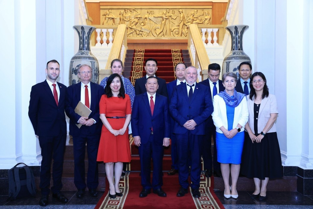  Tăng cường tình hữu nghị Việt Nam - Hungary - Ảnh 3.
