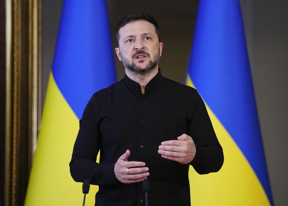 Tổng thống Ukraine đề xuất ngừng bắn để sắp xếp cuộc gặp người đồng cấp Nga - Ảnh 1.