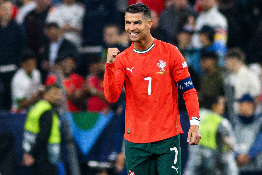 Bồ Đào Nha vào chung kết Nations League 2025: Ronaldo khiến người Đức phải vỗ tay - Ảnh 1. Bồ Đào Nha vào chung kết Nations League 2025: Ronaldo khiến người Đức phải vỗ tay - Ảnh 1.