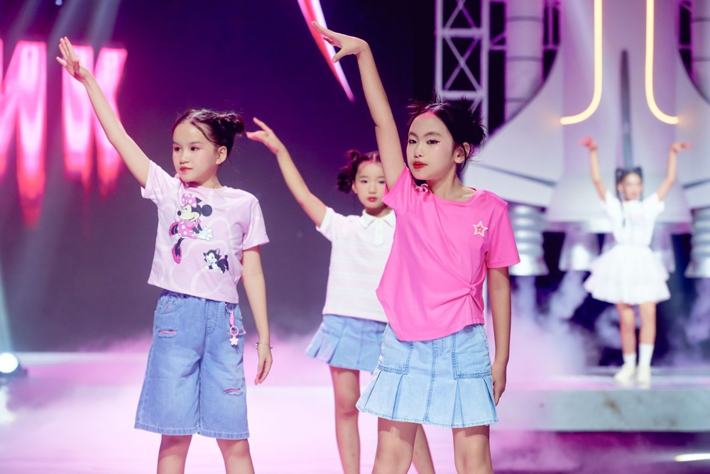 Dàn mẫu nhí toả sáng tại đêm thời trang &quot;Cosmo The Show 2025 - Crescent&quot; - Ảnh 3.