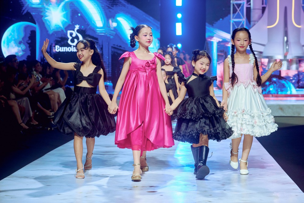 Dàn mẫu nhí toả sáng tại đêm thời trang &quot;Cosmo The Show 2025 - Crescent&quot; - Ảnh 6.