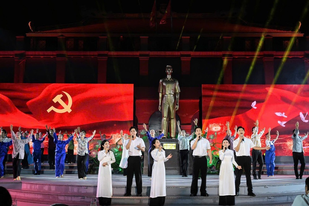 vnapotaltphochiminhchuongtrinhnghethuathanhtrinhtheky8075541-17491344387101256543397.jpg