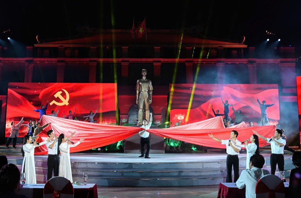 vnapotaltphochiminhchuongtrinhnghethuathanhtrinhtheky8075543-1749134409918586819535.jpg