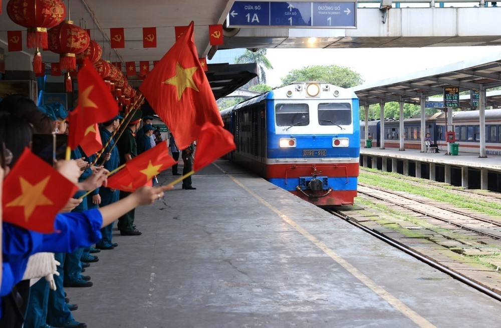 Lực lượng tham gia diễu binh, diễu hành kỷ niệm 80 năm Quốc khánh đã tới Hà Nội - Ảnh 1.
