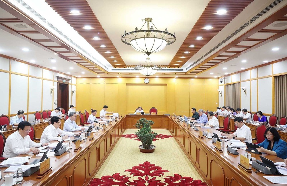 Tổng Bí thư Tô Lâm: Bố trí, sắp xếp cán bộ đúng nguyên tắc, không để phát sinh vấn đề phức tạp nội bộ - Ảnh 2.